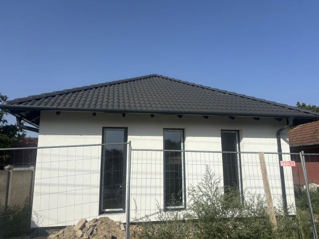 Eladó családi ház, Pilisen 90 M Ft, 3+2 szobás