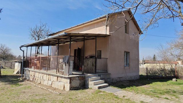 Eladó családi ház, Pilisen 26 M Ft, 2+2 szobás