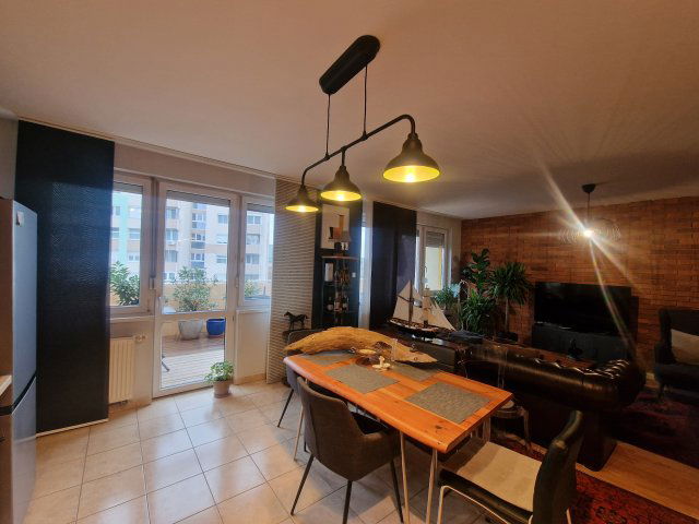 Eladó téglalakás, Budapesten, XX. kerületben, Baross utcában