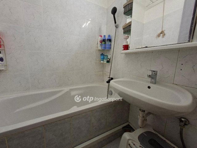 Eladó téglalakás, Budapesten, XXI. kerületben 67.99 M Ft