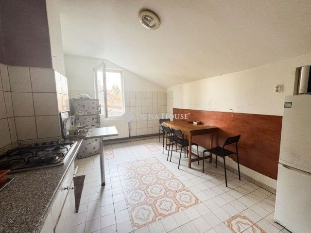 Eladó családi ház, Budapesten, XV. kerületben 149 M Ft