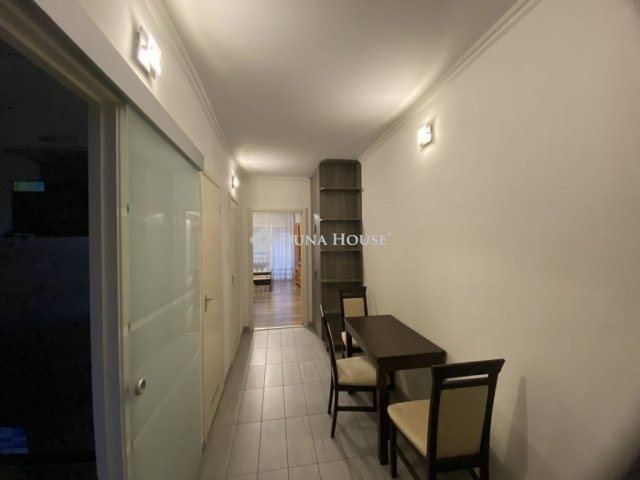 Eladó panellakás, Szegeden 40 M Ft, 1 szobás