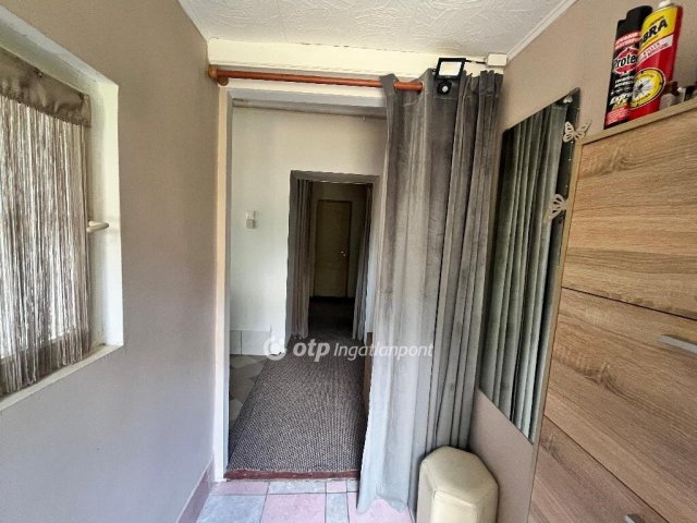 Eladó családi ház, Tápiógyörgyén 17.99 M Ft, 2 szobás