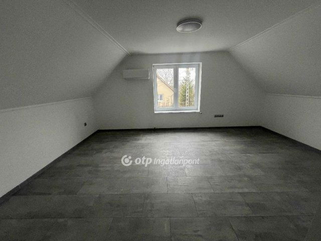 Eladó családi ház, Farmoson 59.9 M Ft, 3+1 szobás