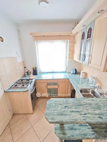 Eladó családi ház, Budapesten, III. kerületben 169 M Ft