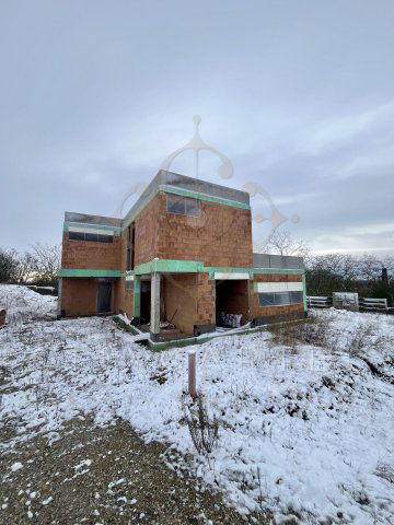 Eladó téglalakás, Fonyódon 73.4 M Ft, 2 szobás