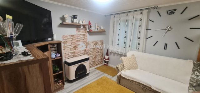 Eladó családi ház, Monoron 114.9 M Ft, 3 szobás