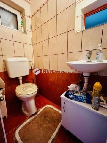 Eladó családi ház, Gárdonyban 99.9 M Ft, 6 szobás
