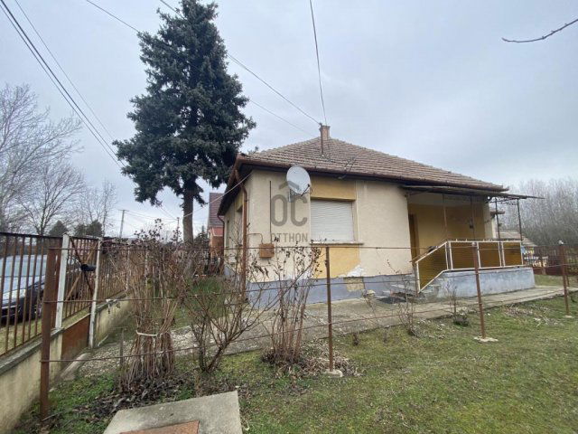 Eladó családi ház, Újszilváson 21.5 M Ft, 3 szobás