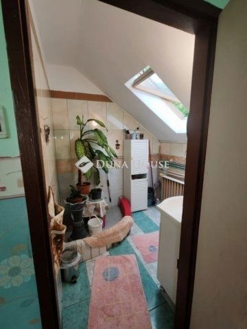 Eladó családi ház, Szigetszentmiklóson 78 M Ft, 5 szobás