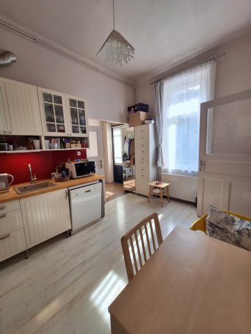 Eladó téglalakás, Budapesten, II. kerületben, Tölgyfa utcában