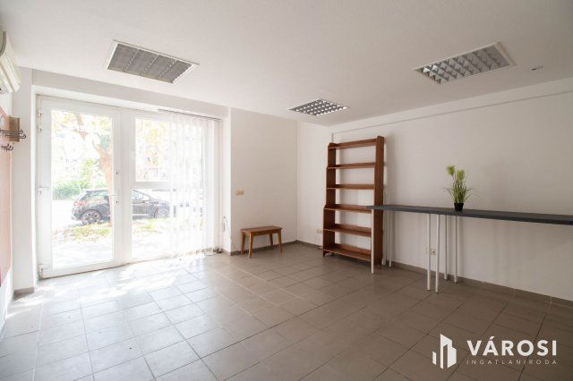 Eladó üzlethelyiség, Budapesten, IX. kerületben 51 M Ft