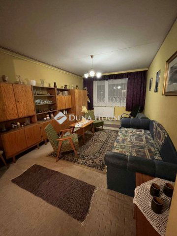 Eladó panellakás, Mosonmagyaróváron 42.9 M Ft, 2 szobás