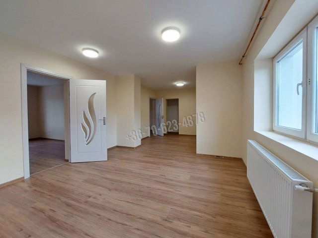 Eladó családi ház, XVIII. kerületben, Wlassics Gyula utcában