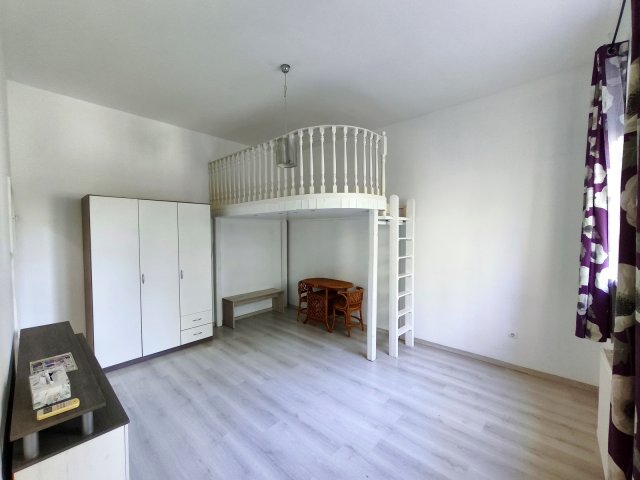 Eladó téglalakás, Nyíregyházán 31.5 M Ft, 1 szobás