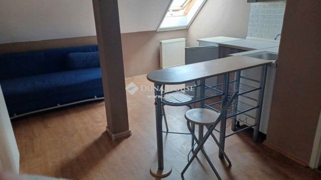 Eladó családi ház, Kecskeméten 349.9 M Ft, 4 szobás