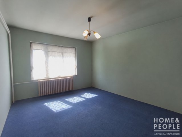 Eladó családi ház, Sándorfalván 74.99 M Ft, 3 szobás