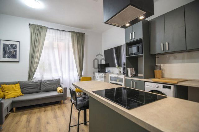 Eladó téglalakás, Budapesten, VII. kerületben 72.9 M Ft