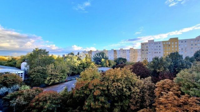 Eladó panellakás, Budapesten, III. kerületben 72.9 M Ft