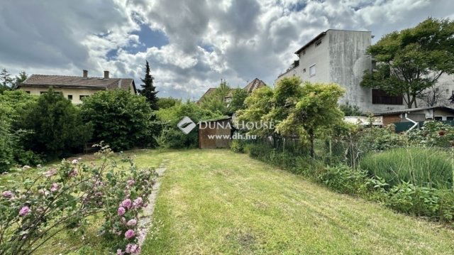 Eladó családi ház, Budapesten, XVIII. kerületben 84.9 M Ft