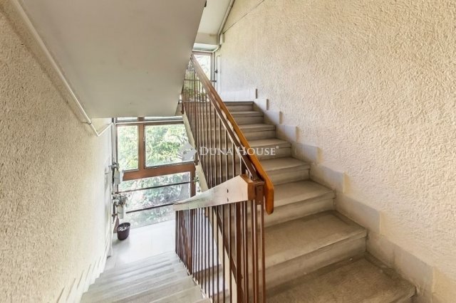 Eladó téglalakás, Szentendrén 69.9 M Ft, 3 szobás