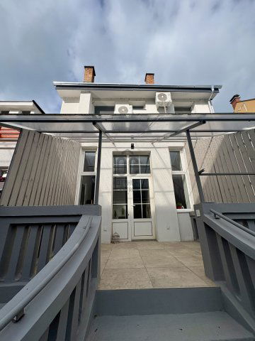 Eladó sorház, Siófokon 89.9 M Ft, 3 szobás