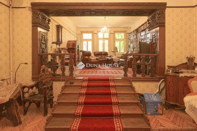 Eladó családi ház, Budapesten, VIII. kerületben 290 M Ft