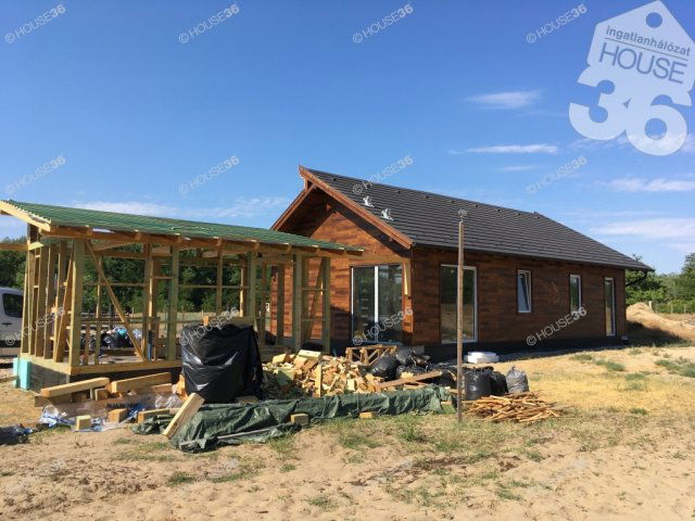 Eladó családi ház, Kecskeméten 89 M Ft, 3 szobás