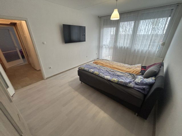 Eladó panellakás, Debrecenben 57.9 M Ft, 2 szobás