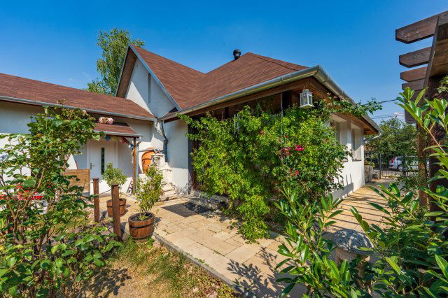 Eladó családi ház, Szigethalmon 131 M Ft, 5 szobás