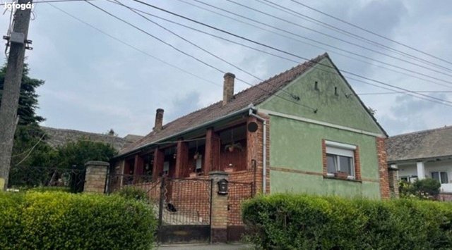 Eladó családi ház, Lánycsókon 12 M Ft, 3 szobás