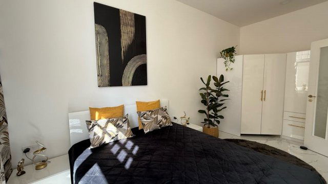 Eladó téglalakás, Budapesten, V. kerületben 116 M Ft, 2 szobás