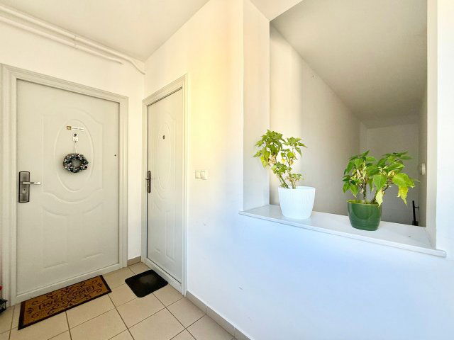 Eladó téglalakás, Sárváron 31.5 M Ft, 1 szobás