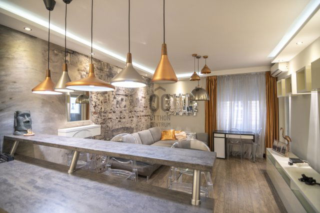 Eladó téglalakás, Budapesten, V. kerületben 99.9 M Ft, 2 szobás