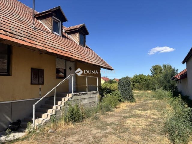 Eladó családi ház, Lajosmizsén, Kossuth Lajos utcában 45 M Ft