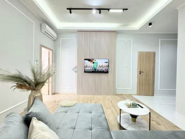 Eladó téglalakás, Budapesten, VI. kerületben 152.9 M Ft