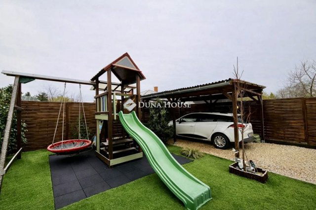 Eladó téglalakás, Gyömrőn 104.9 M Ft, 4 szobás