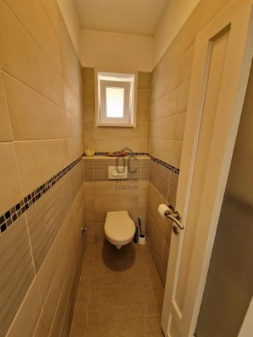 Eladó családi ház, Cegléden 94.5 M Ft, 5 szobás