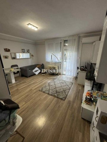 Eladó téglalakás, Kecskeméten 49.9 M Ft, 3 szobás