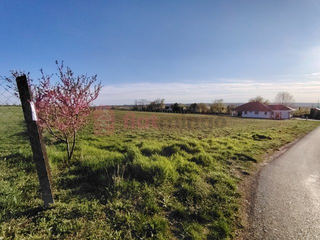 Eladó telek, Pécsett, Benke dűlőn 25 M Ft / költözzbe.hu