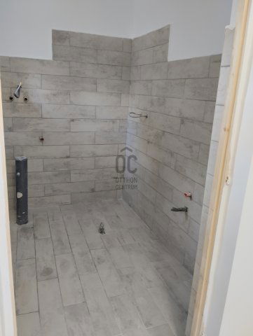Eladó családi ház, Újszászon 18.9 M Ft, 2 szobás