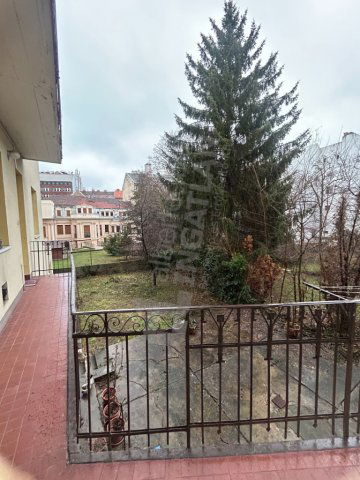 Kiadó téglalakás, albérlet, XII. kerületben, Városmajor utcában