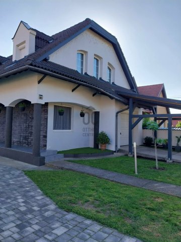 Eladó családi ház, Siófokon 149.9 M Ft, 6 szobás