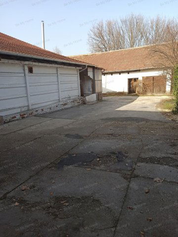 Eladó telek, Budapesten, III. kerületben 200 M Ft