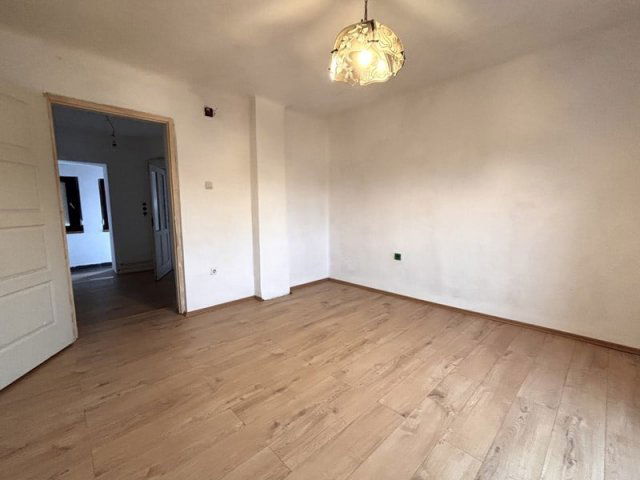 Eladó téglalakás, Pécsett, Kórház utcában 7.5 M Ft, 2 szobás