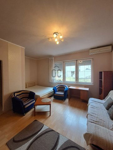 Eladó téglalakás, Debrecenben 47.8 M Ft, 1 szobás