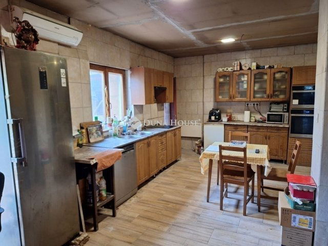 Eladó családi ház, Kiskunlacházán 78 M Ft, 3 szobás