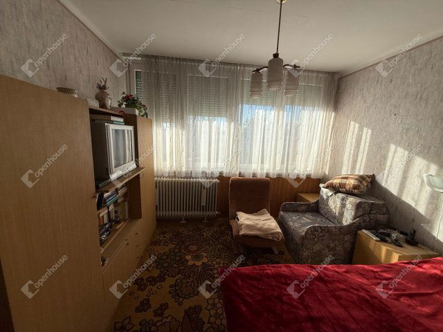 Eladó téglalakás, Szombathelyen 39.9 M Ft, 2 szobás