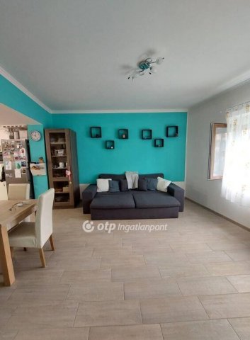 Eladó családi ház, Mohácson 88 M Ft, 3 szobás