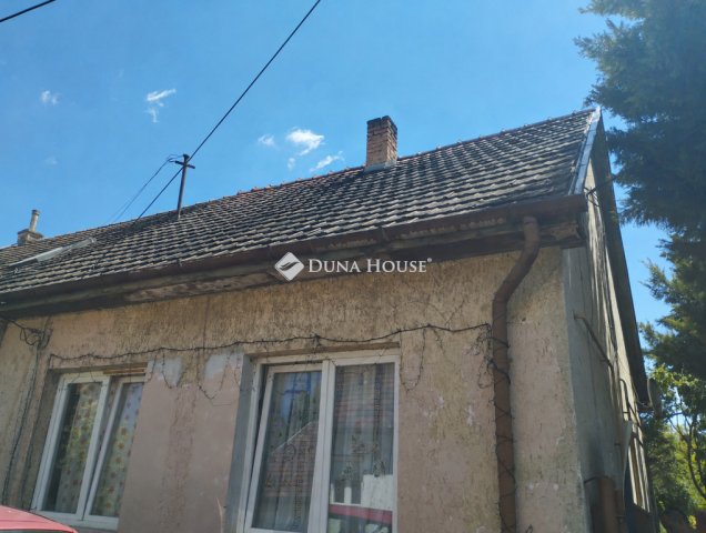 Eladó családi ház, Domonyban 12 M Ft, 2+1 szobás